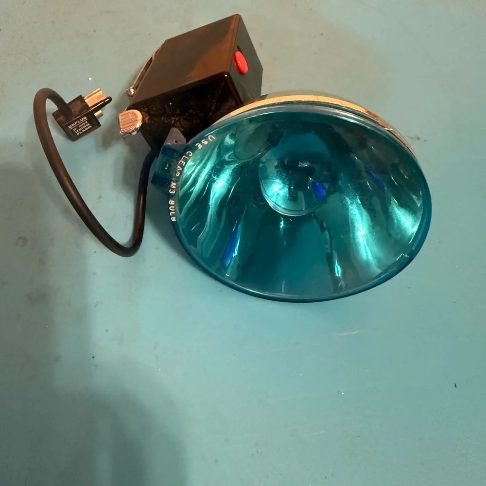 Vintage Polaroid Flash Bulb Unit #268 & 10 M3B Sylvania Blue Dot Flash Bulb